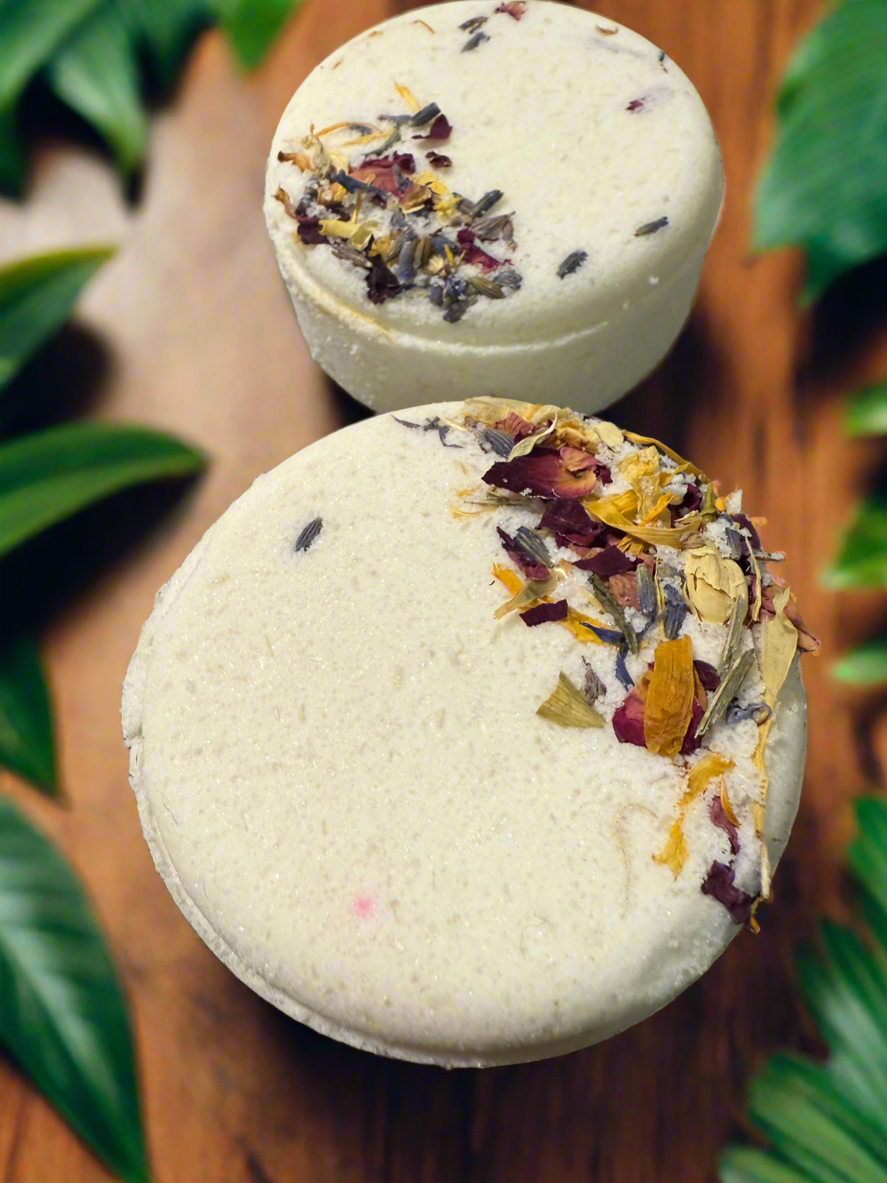 Goats Milk & Colloidal Oat Bath Bomb