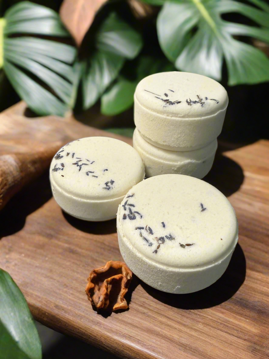 Goats Milk & Colloidal Oat Bath Bomb